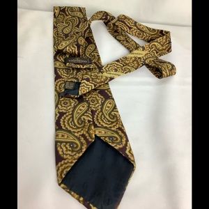 Valentino Cravatte Made In Italy 100% Silk Tie